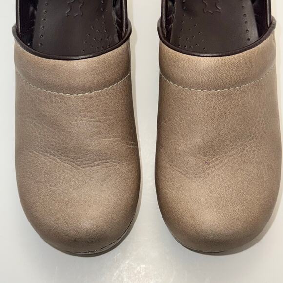 Dansko Professional Clogs Tan / Beige, Women's Size 38 / US Size 7.5-8 - Picture 8 of 11